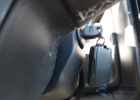 2016 Chevrolet Silverado 1500 1Lt/2Lt из США, поврежденный, VIN 1GCVKREC5GZ387948